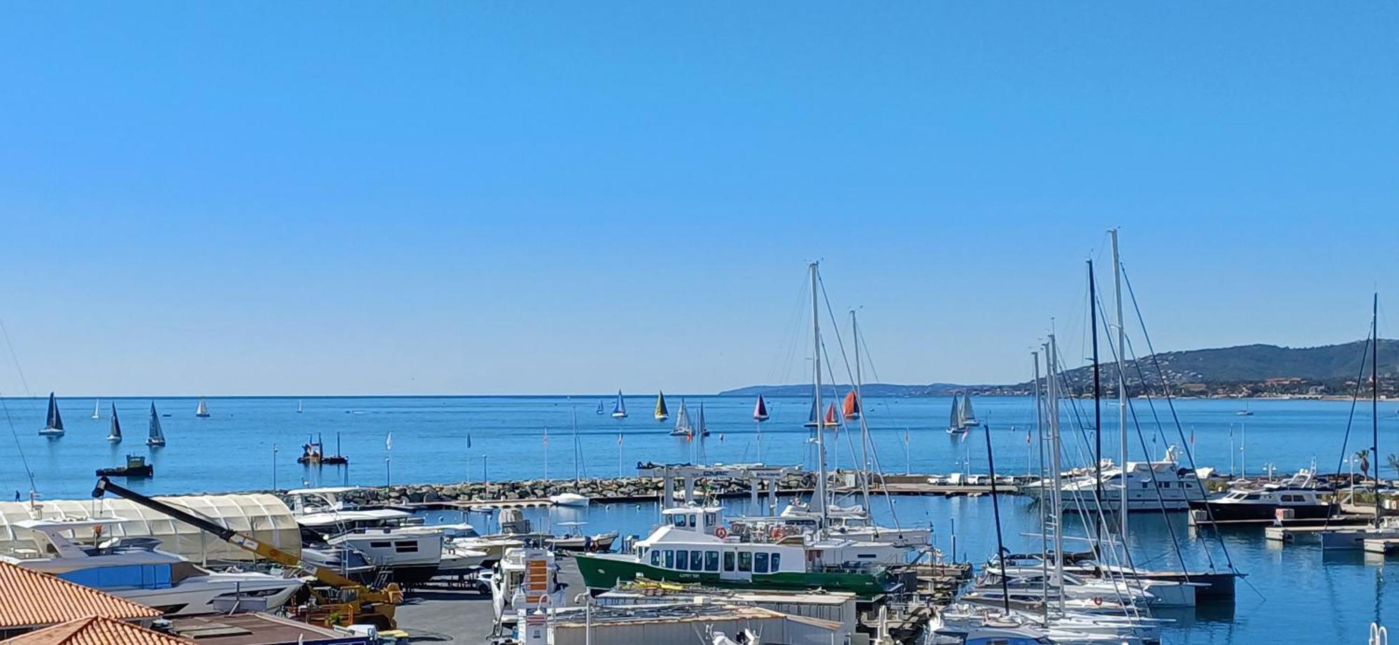 Sublime Vue Mer,Parking,Wifi Fréjus Zewnętrze zdjęcie